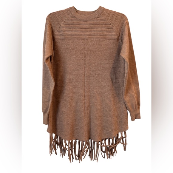 Arianna by Howard’s beige knit tunic fringed hem, size L/XL - Picture 1 of 7
